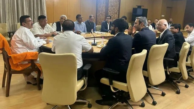 रिलायंस करेगी बंगाल में बड़ा निवेश: छह सेक्टर तय, डेटा सेंटर का काम शुरू