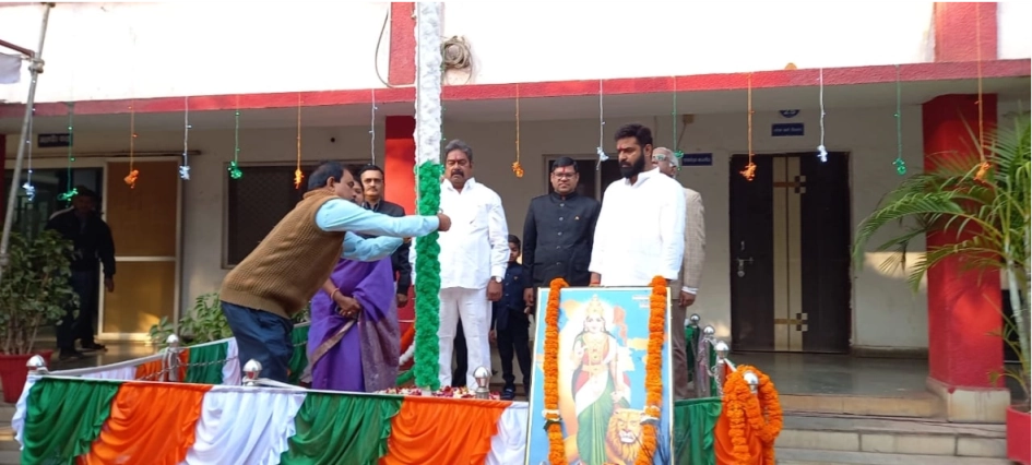 76वां गणतंत्र दिवस भिलाई निगम में मनाया गया धूमधाम से