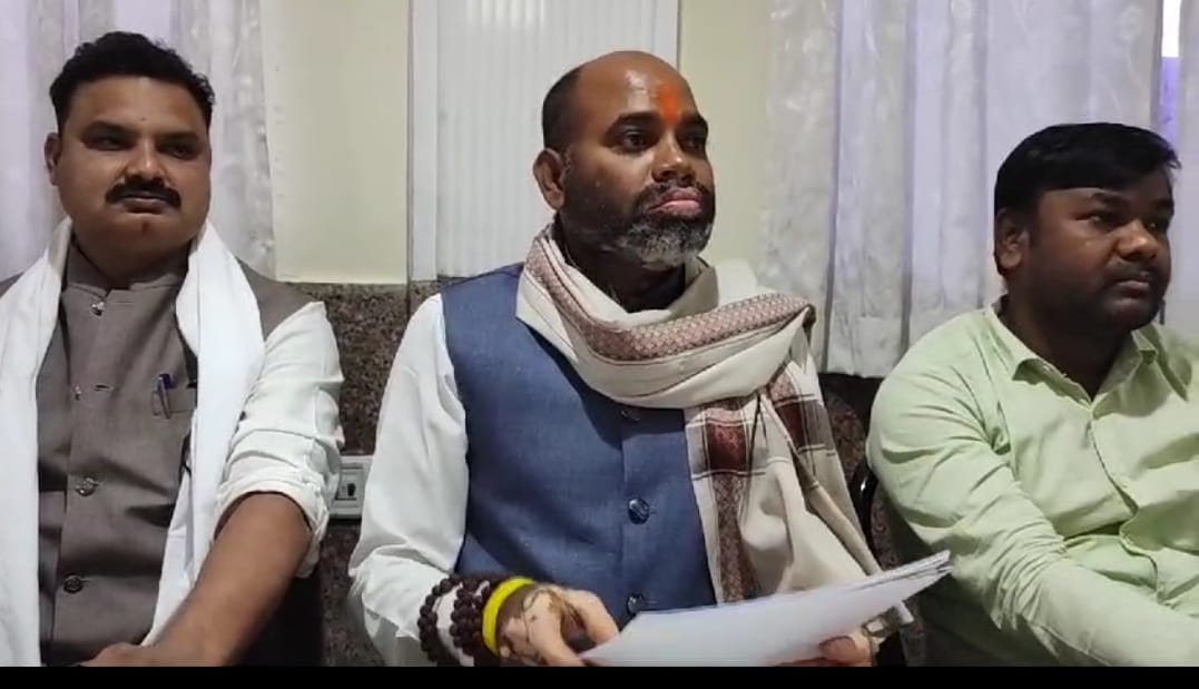 छत्तीसगढ़ में कमजोर डोमिसाइल नीति से संकट में जल, जंगल, जमीन और रोजगार