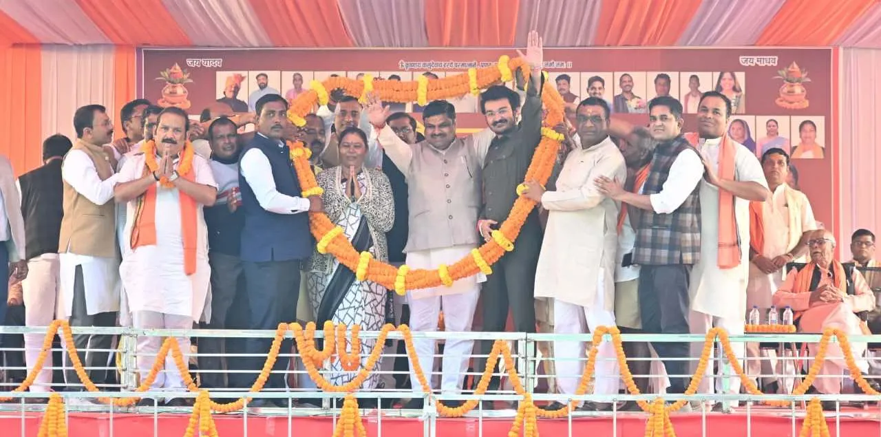 गोकुलाष्टमी शताब्दी महोत्सव में मंत्री गजेन्द्र यादव हुए शामिल