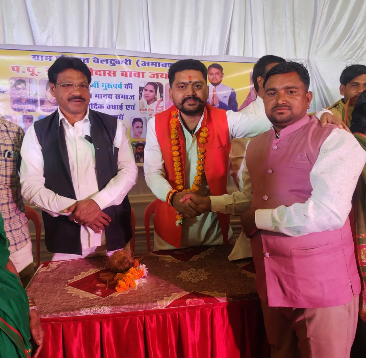 अमावस में गूंजा 'मानव-मानव एक समान' का संदेश; अशवंत तुषार साहू बोले- बाबा ने जातिवाद मिटाकर मानवता का पाठ पढ़ाया