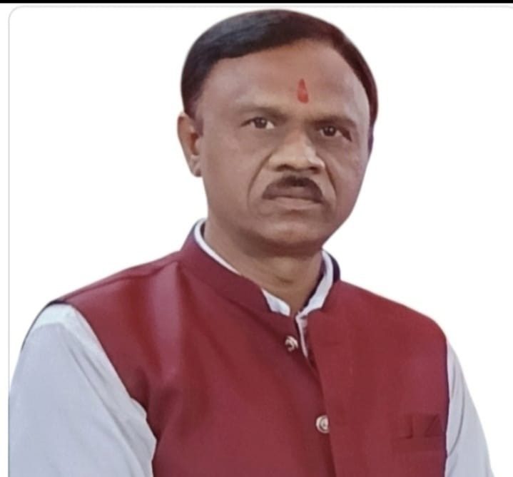 "रिटायरमेंट के बाद अब नहीं काटने होंगे दफ्तरों के चक्कर, आपकी तहसील में ही सुलझेंगे पेंशन और वेतन के सारे मामले!"